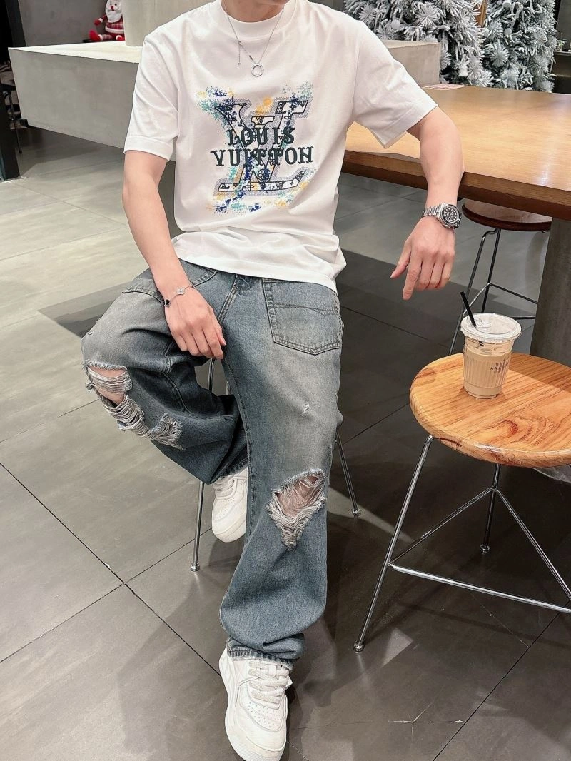 Louis Vuitton T-Shirts Affordable 133417