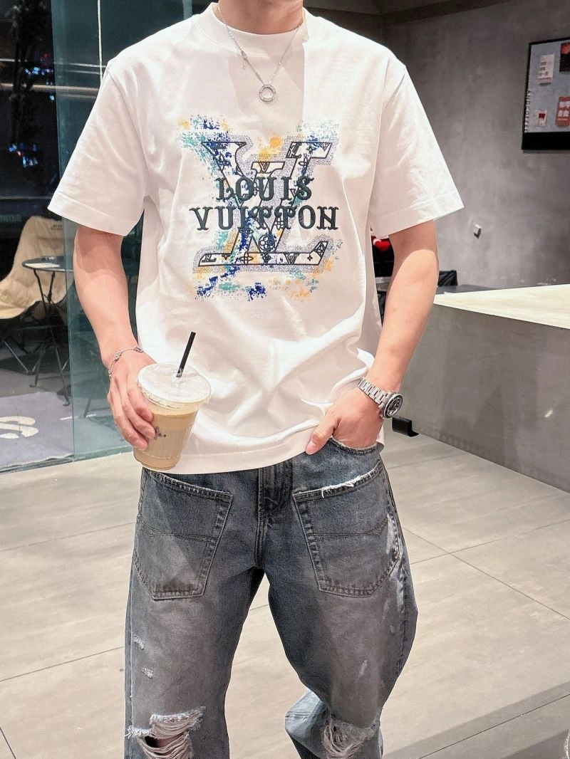Louis Vuitton T-Shirts Affordable 133417
