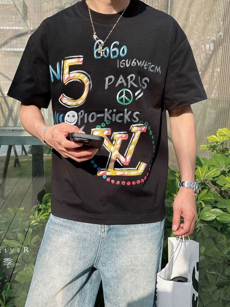 SmartChoice Louis Vuitton T-Shirts 133425