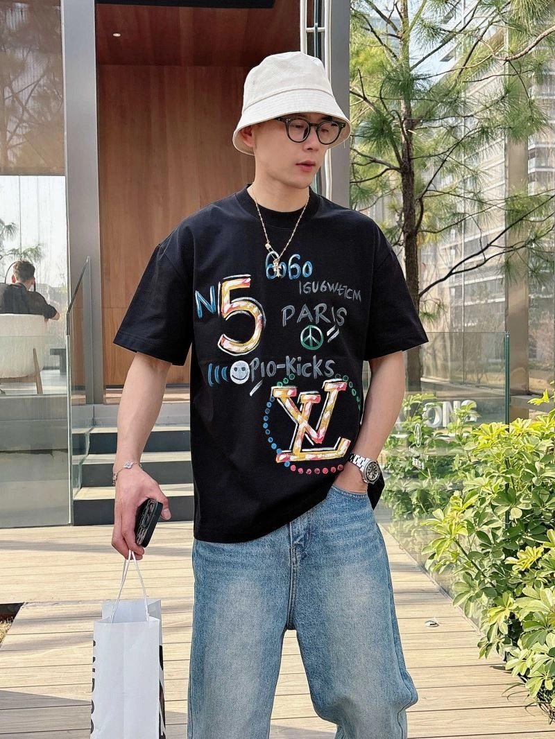 SmartChoice Louis Vuitton T-Shirts 133425
