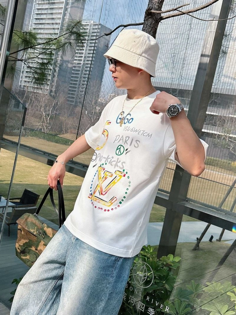 Louis Vuitton T-Shirts Sustainable 133422