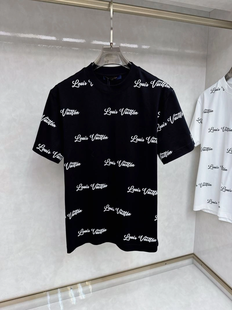 Elegant Louis Vuitton T-Shirts 133402