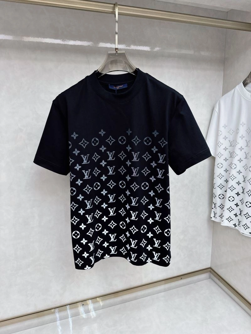 Louis Vuitton T-Shirts Chic 133396