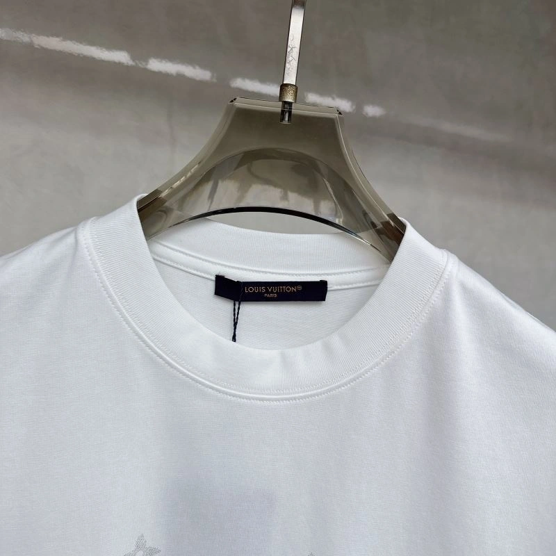 Louis Vuitton T-Shirts Unisex 133399