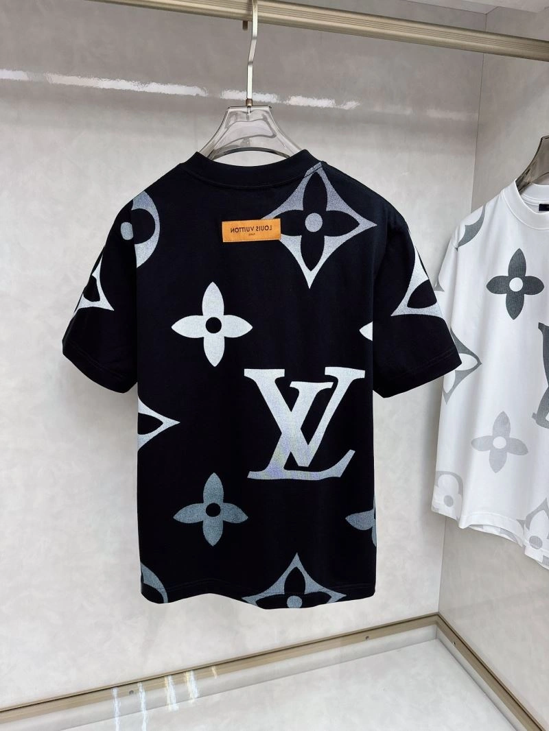 Louis Vuitton T-Shirts Flexible 133427