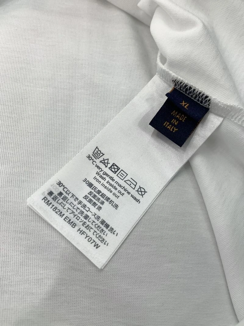 FreshLook Louis Vuitton T-Shirts 133413