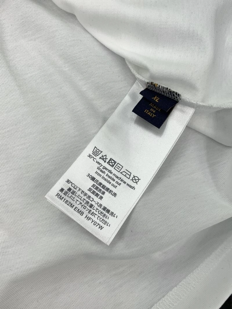 Louis Vuitton T-Shirts WrinkleFree 133418