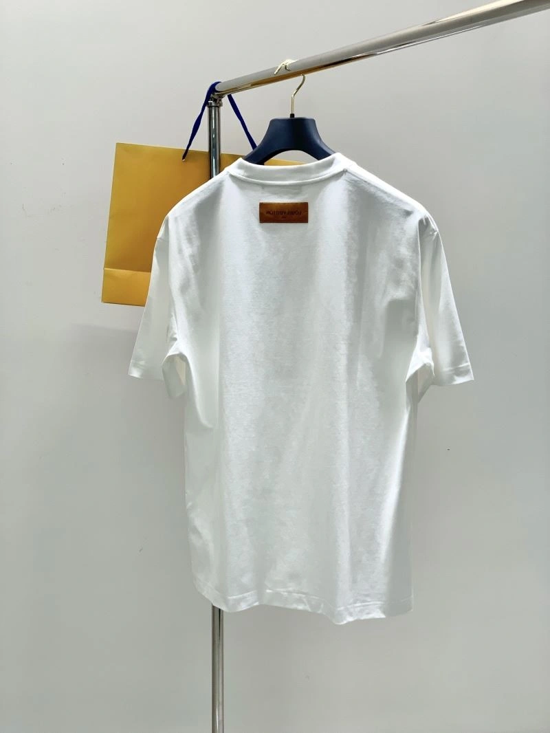 Louis Vuitton T-Shirts MoistureWicking 133401