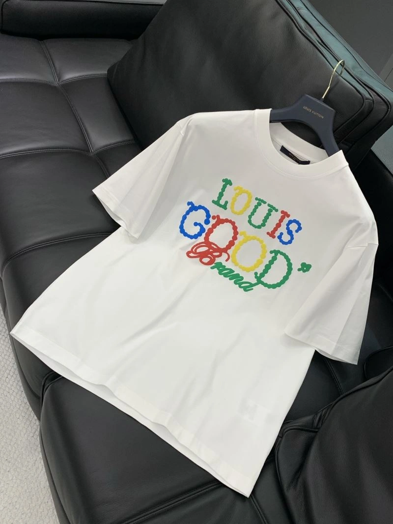 Louis Vuitton T-Shirts MoistureWicking 133401