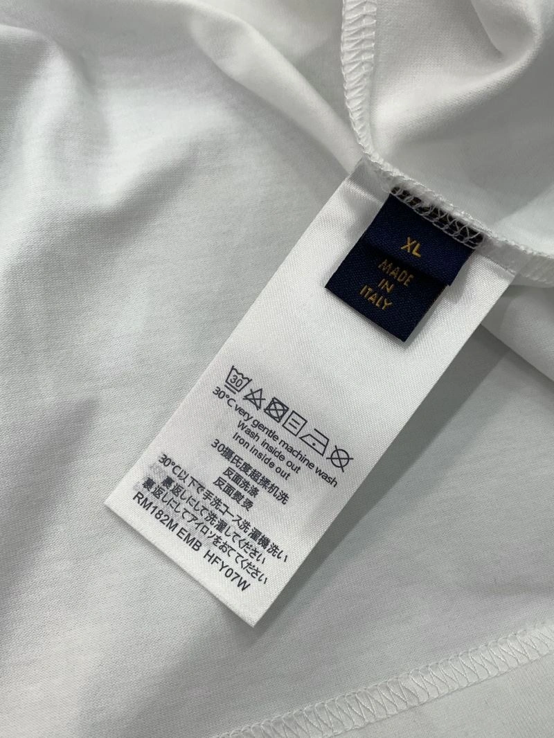 Louis Vuitton T-Shirts MoistureWicking 133401