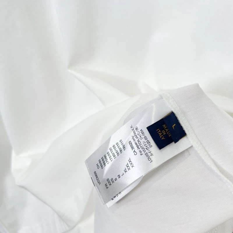 Louis Vuitton T-Shirts Reliable 133392