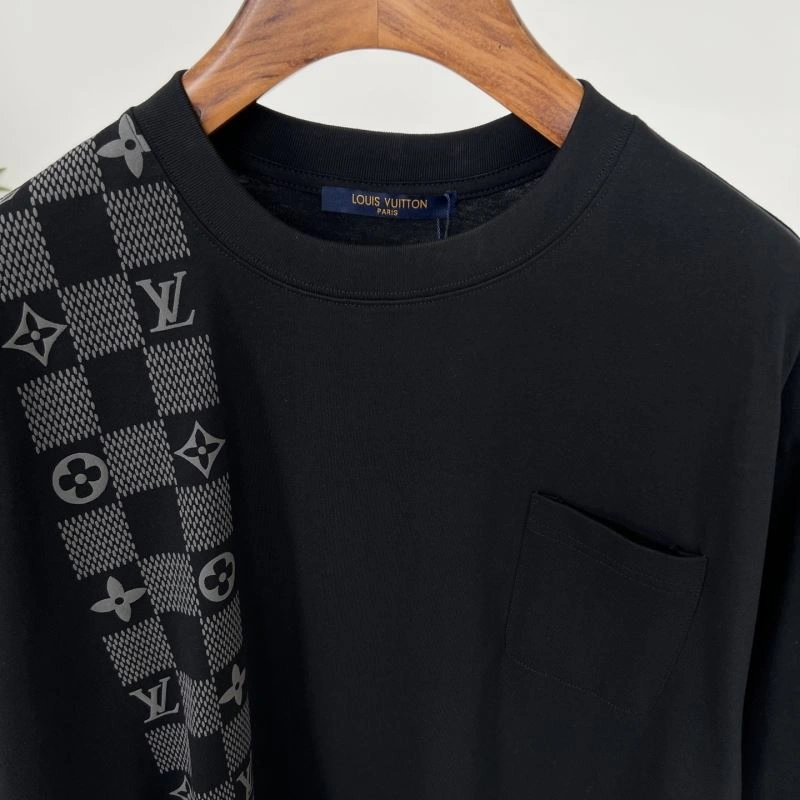 Resilient Louis Vuitton T-Shirts 133390