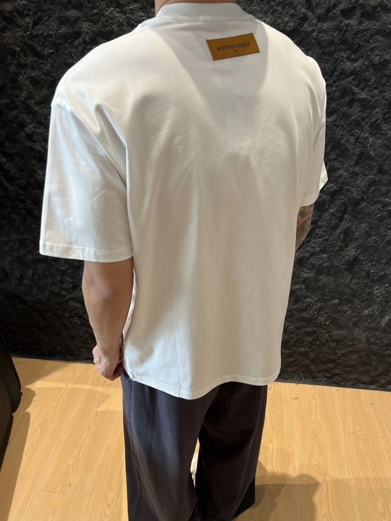 ZipUp Louis Vuitton T-Shirts 133389