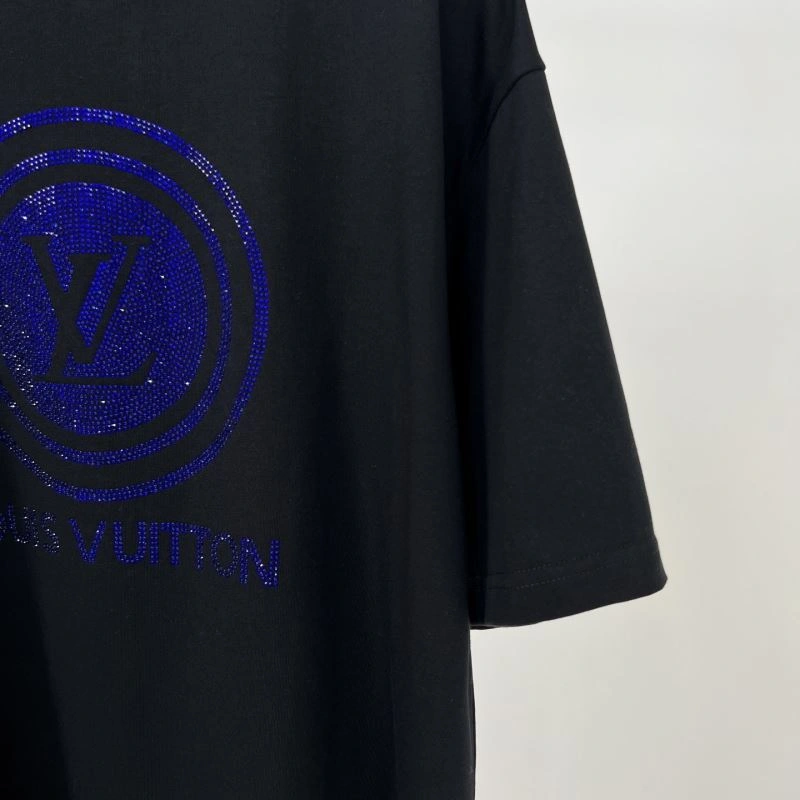 Louis Vuitton T-Shirts Snug 133387