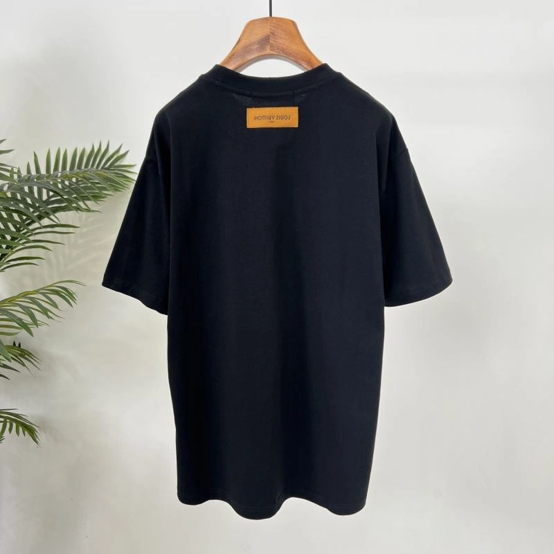 Louis Vuitton T-Shirts Snug 133387