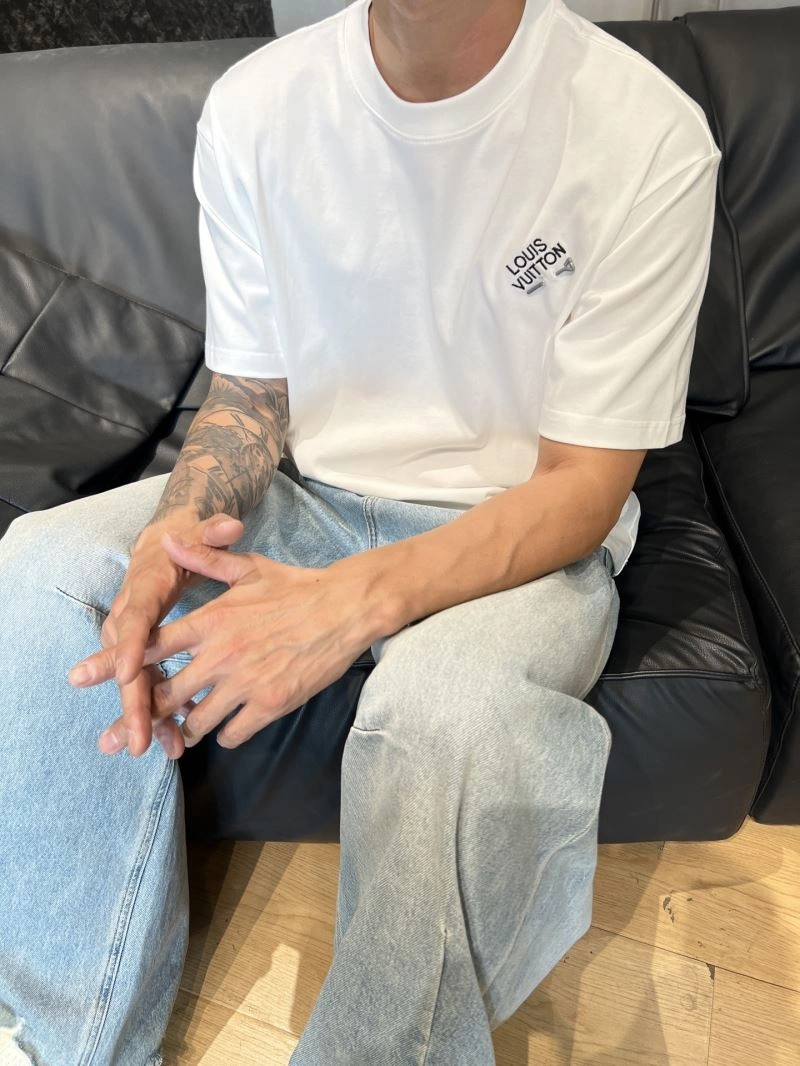 Louis Vuitton T-Shirts Effortless 133383