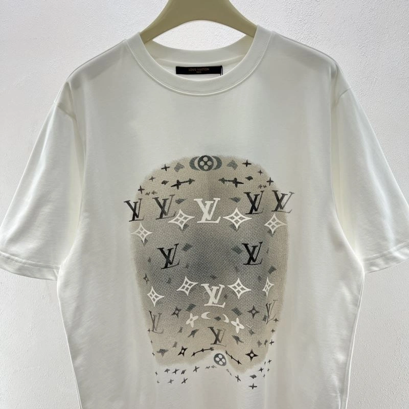 Louis Vuitton T-Shirts Soft 133361
