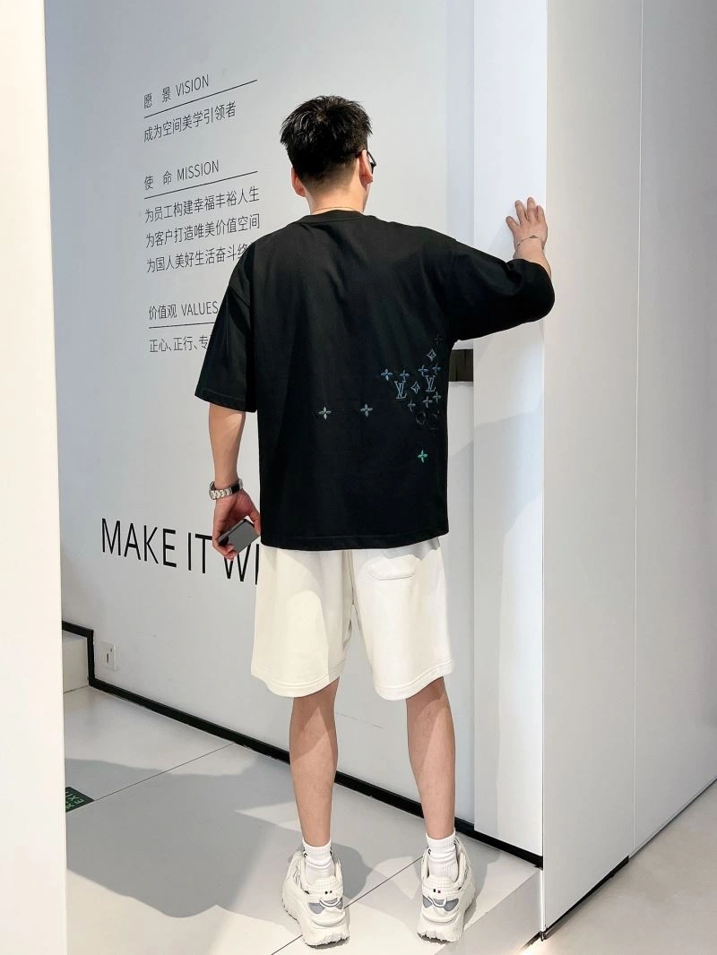 Efficient Louis Vuitton T-Shirts 133355