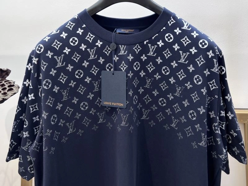 Louis Vuitton T-Shirts Durable 133357