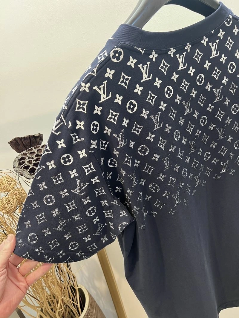 Louis Vuitton T-Shirts Durable 133357