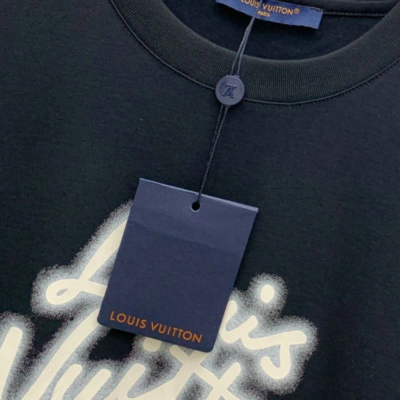 Soft Louis Vuitton T-Shirts 133375