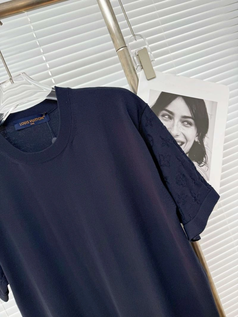 Lightweight Louis Vuitton T-Shirts 133368