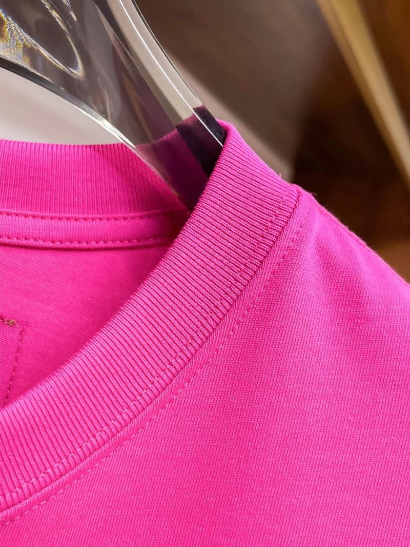 Louis Vuitton T-Shirts OnTrend 133362