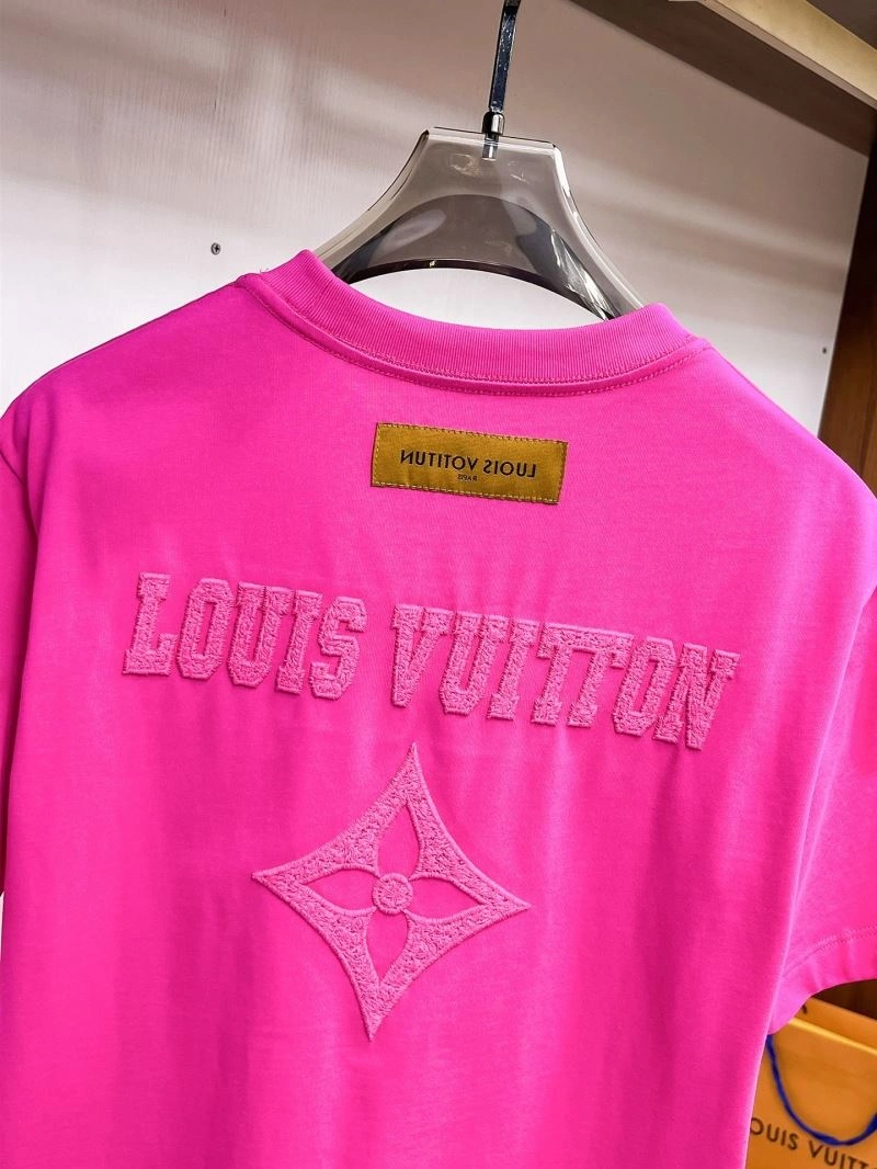 Louis Vuitton T-Shirts OnTrend 133362