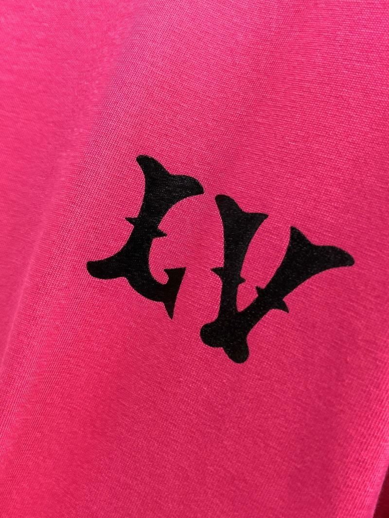 Louis Vuitton T-Shirts UrbanChic 133364
