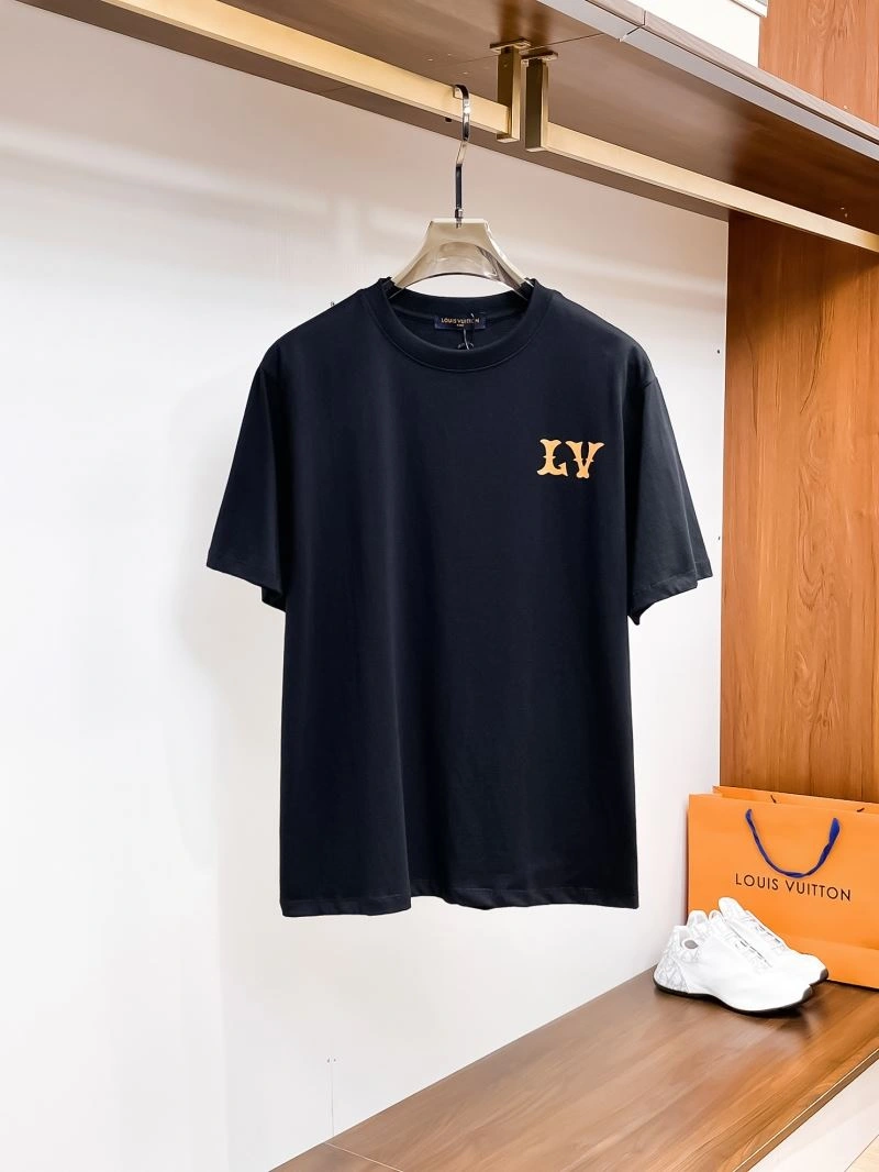 Louis Vuitton T-Shirts WrinkleFree 133373