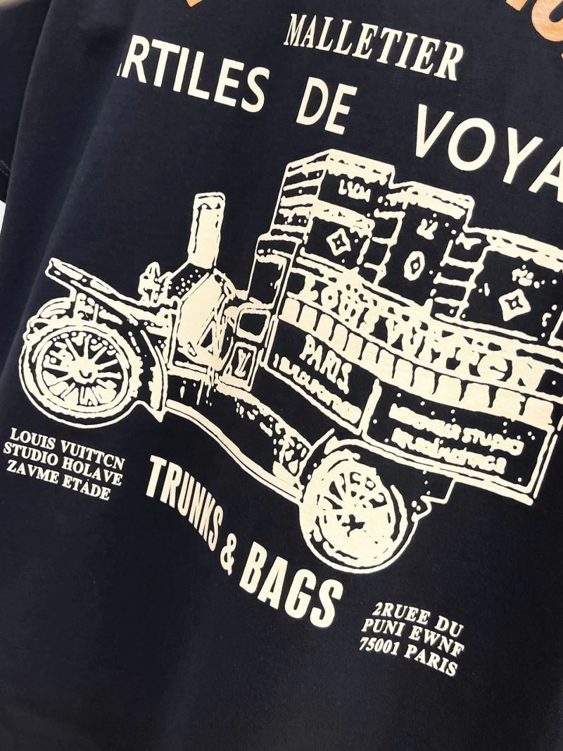 Louis Vuitton T-Shirts WrinkleFree 133373