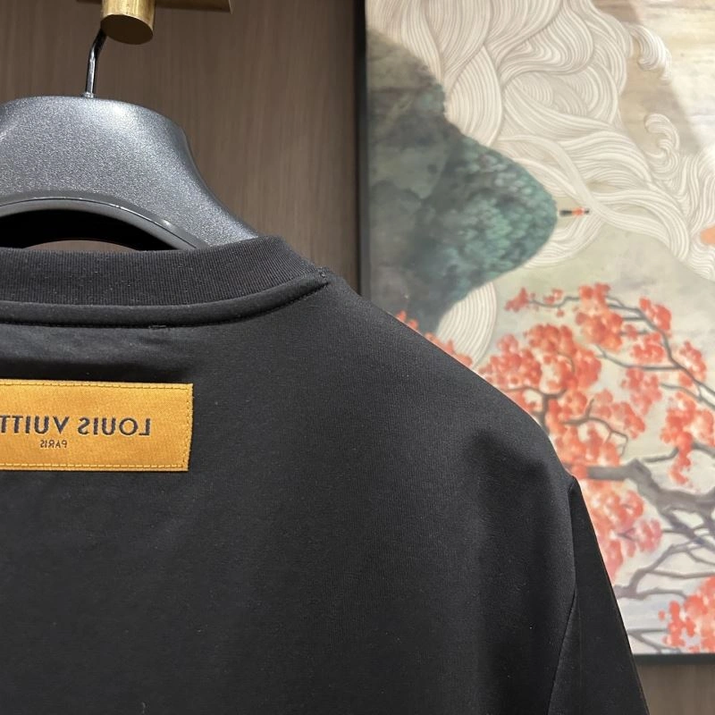 FreshLook Louis Vuitton T-Shirts 133354