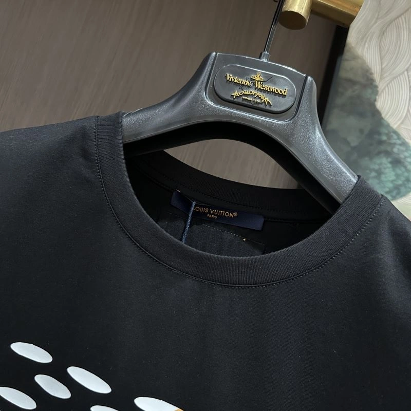 FreshLook Louis Vuitton T-Shirts 133354