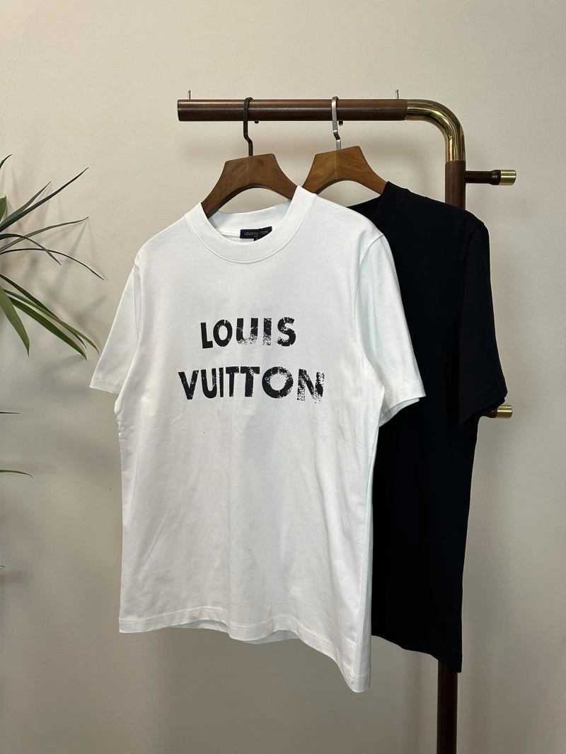 Breathable Louis Vuitton T-Shirts 133382
