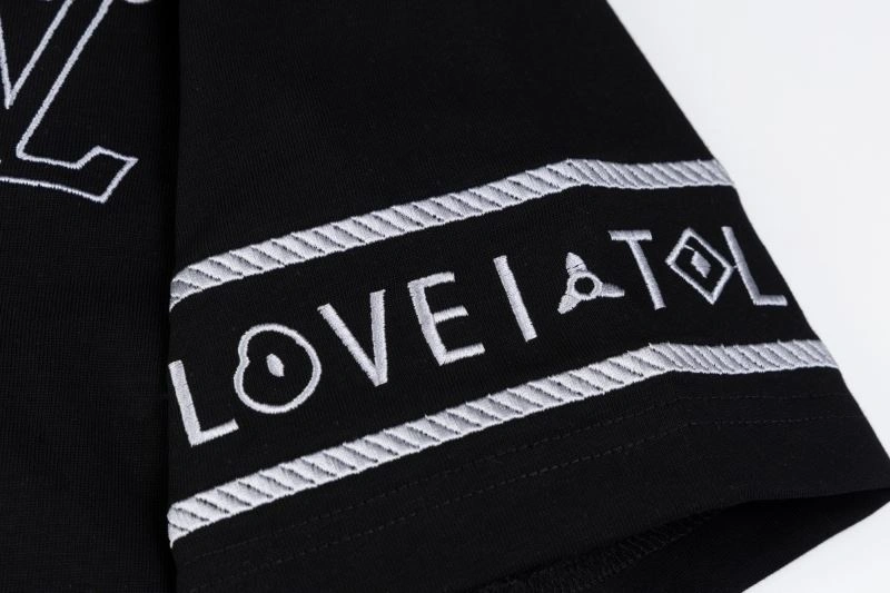 Louis Vuitton T-Shirts TechFriendly 133378