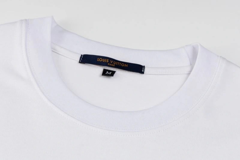 Louis Vuitton T-Shirts Trendy 133352