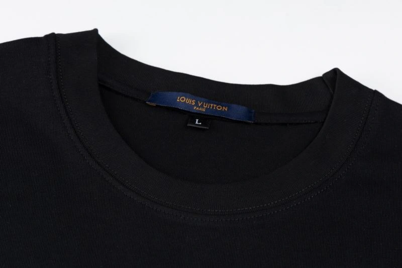 Louis Vuitton T-Shirts Durable 133374