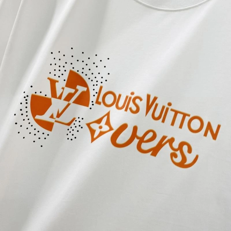 OnTrend Louis Vuitton T-Shirts 133349