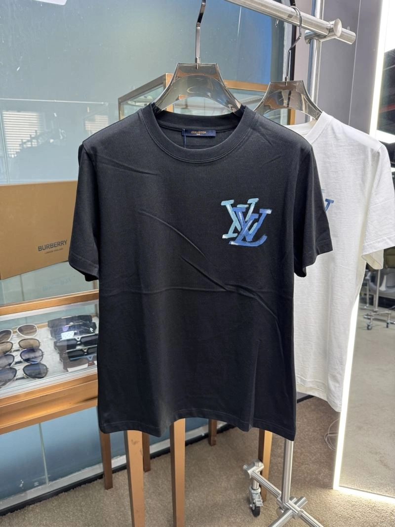 Louis Vuitton T-Shirts Durable 133346