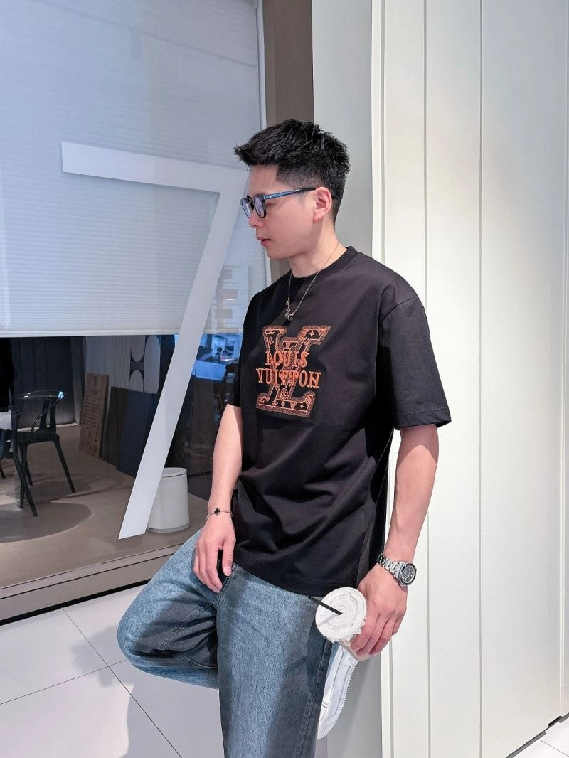 Louis Vuitton T-Shirts SmartChoice 133345