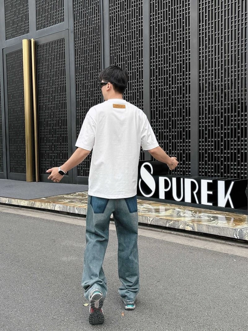 Louis Vuitton T-Shirts ComfortFit 133315