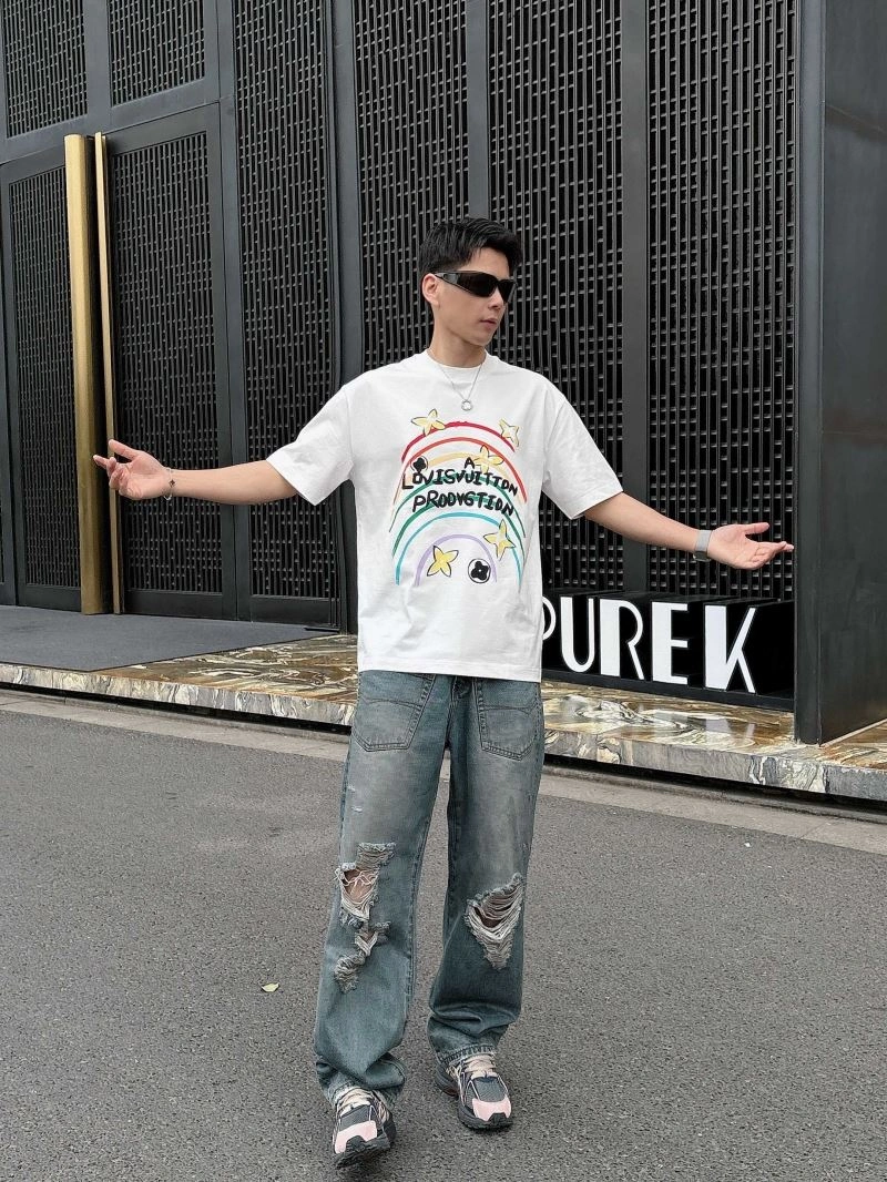 Louis Vuitton T-Shirts ComfortFit 133315