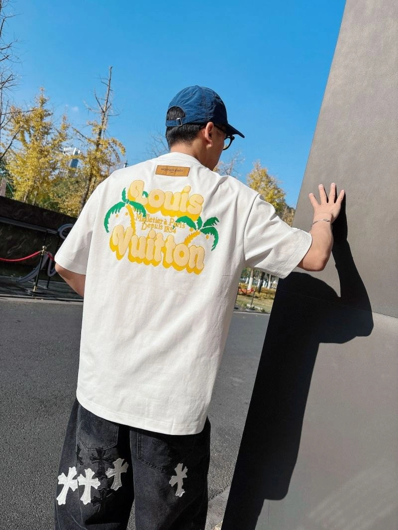 Breathable Louis Vuitton T-Shirts 133337