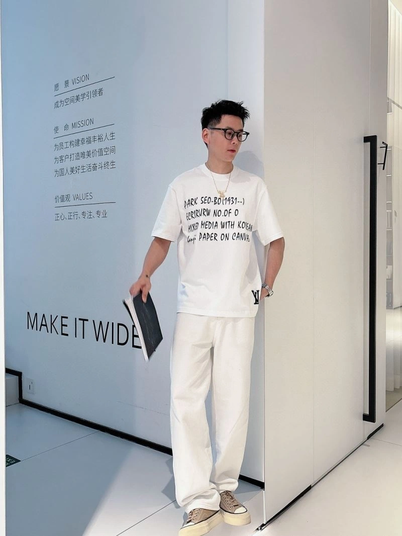 Louis Vuitton T-Shirts Premium 133341