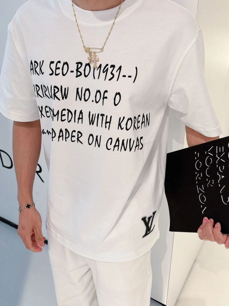 Louis Vuitton T-Shirts Premium 133341