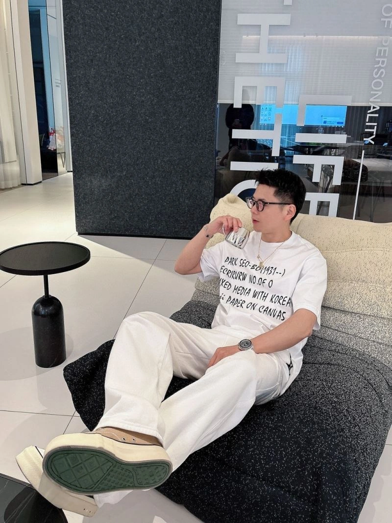 Louis Vuitton T-Shirts Premium 133341