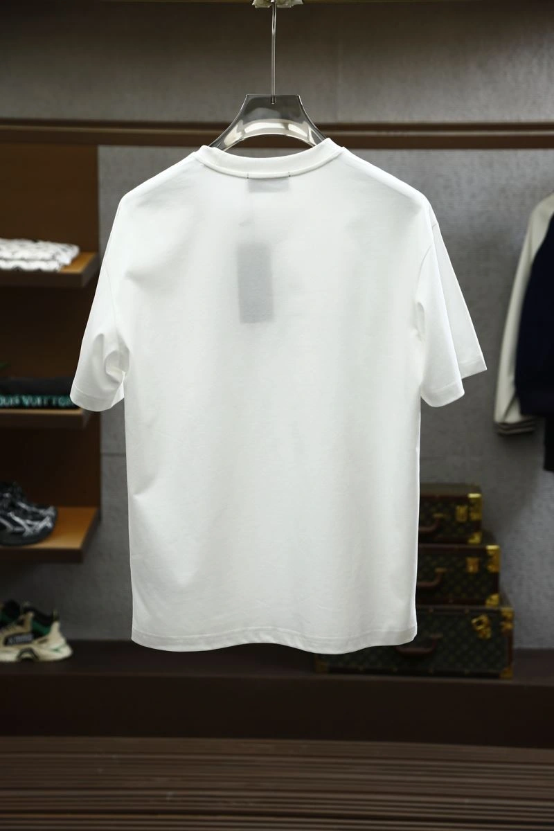 Louis Vuitton T-Shirts Elegant 133335