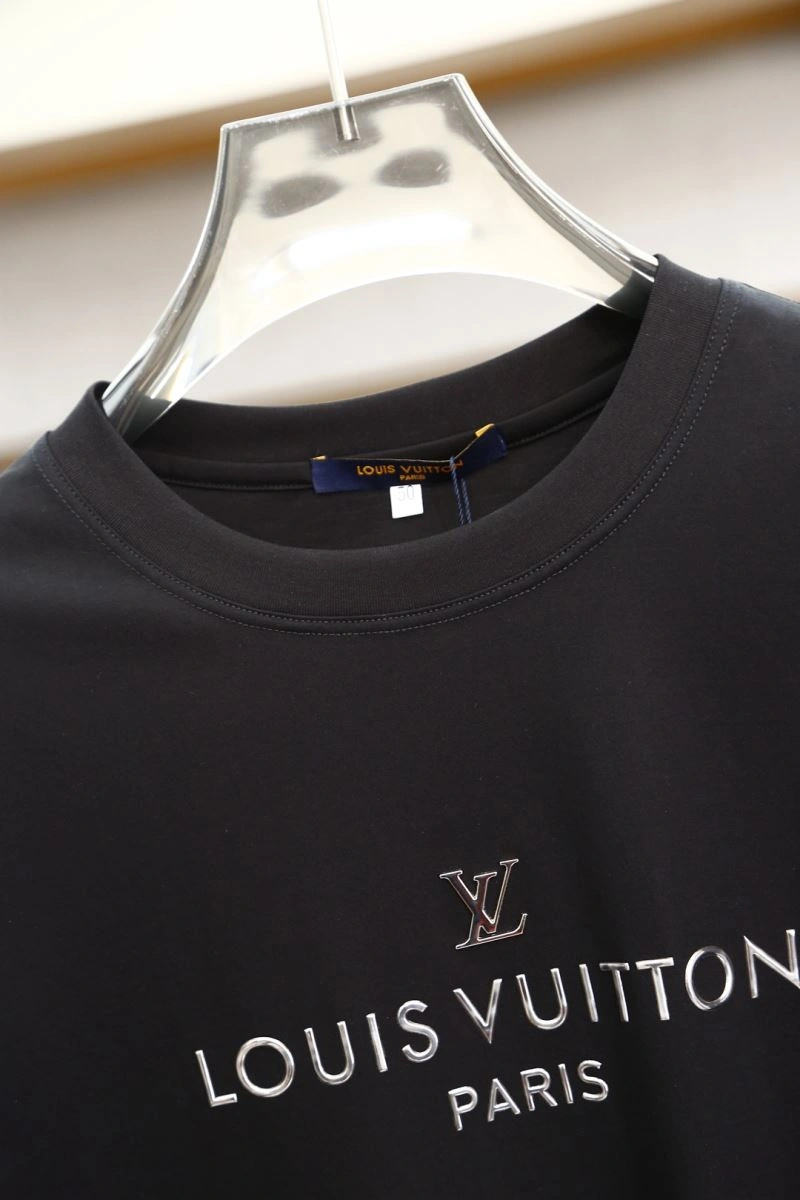 Louis Vuitton T-Shirts Popular 133321