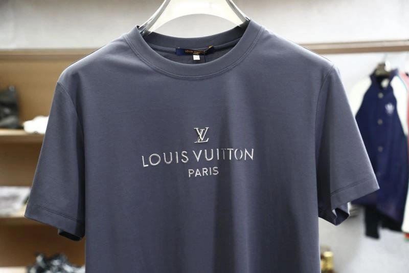 TimelessDesign Louis Vuitton T-Shirts 133320