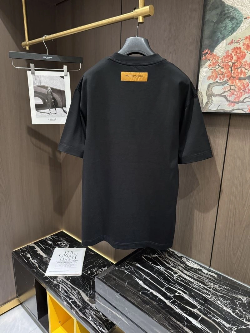 Louis Vuitton T-Shirts WellDesigned 133339